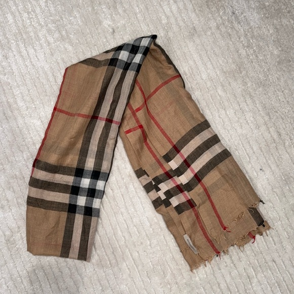 Burberry Silk Pattern Scarf - Picture 1 of 4